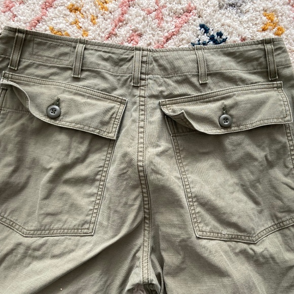 Imogene & Willie Blake Military Trouser in Olive - Picture 4 of 6